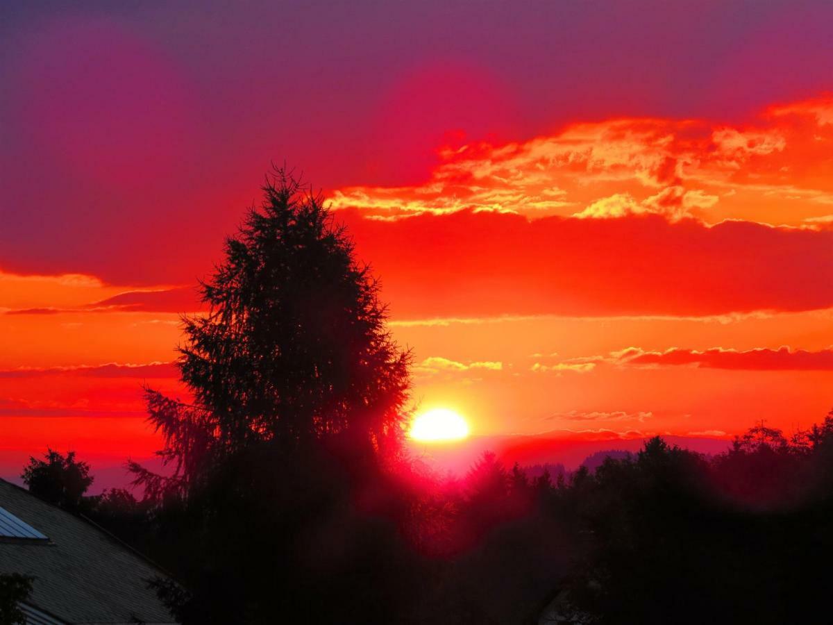 Ferienwohnungen Irmgard Olipitz Velden am Worthersee Bagian luar foto